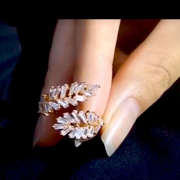 Crystal / Gold Leaf Open Adjustable Ring, Gold Leaf Statement Ring - Picture 2 of 6